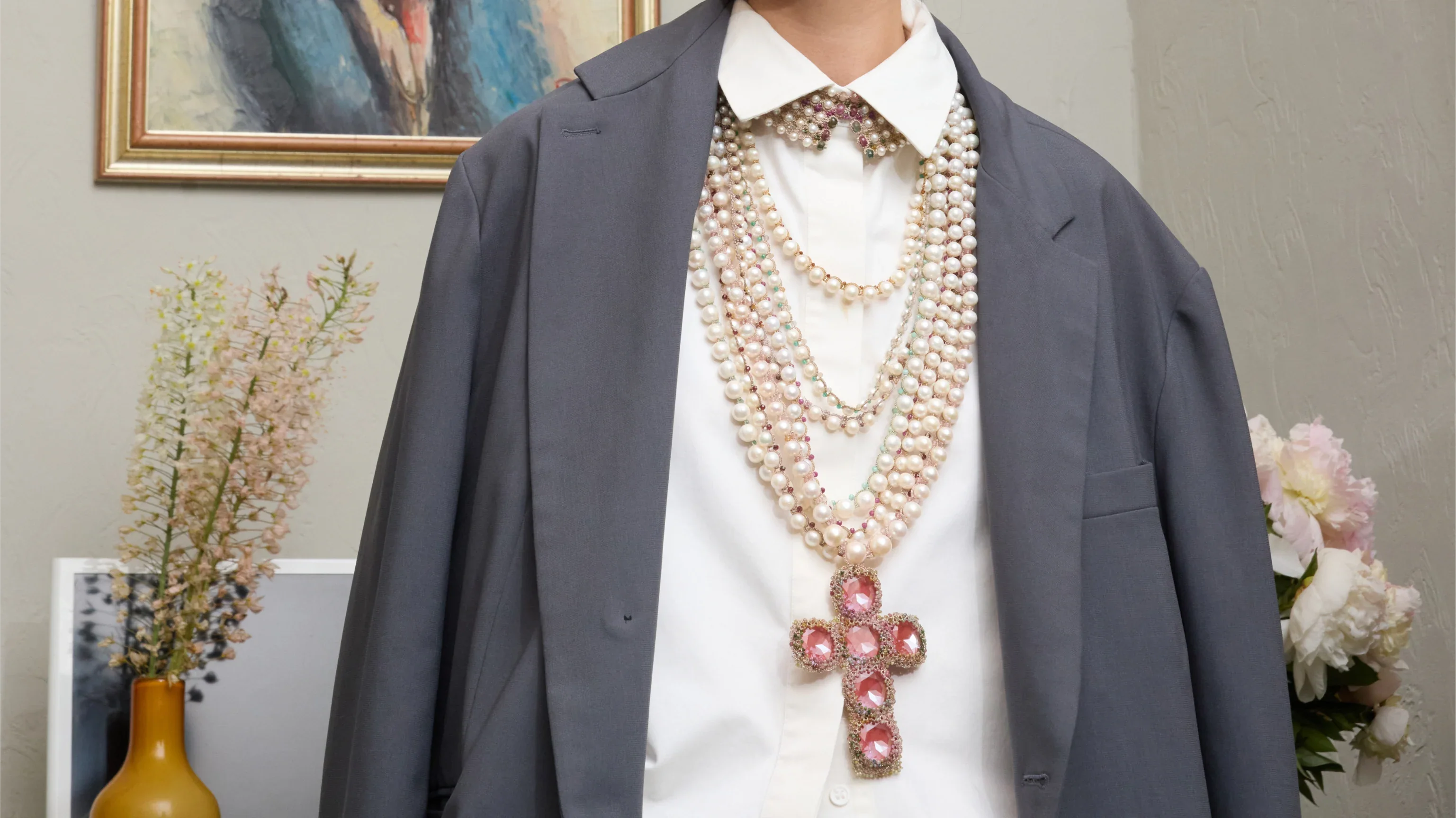 Timeless Elegance, Handcrafted with Frivolité